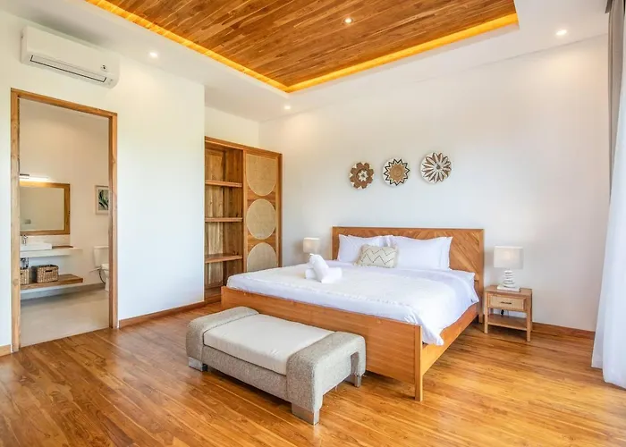 Opulent 6 Bedroom In With Ocean View, 5 Mins To Savaya 别墅 *