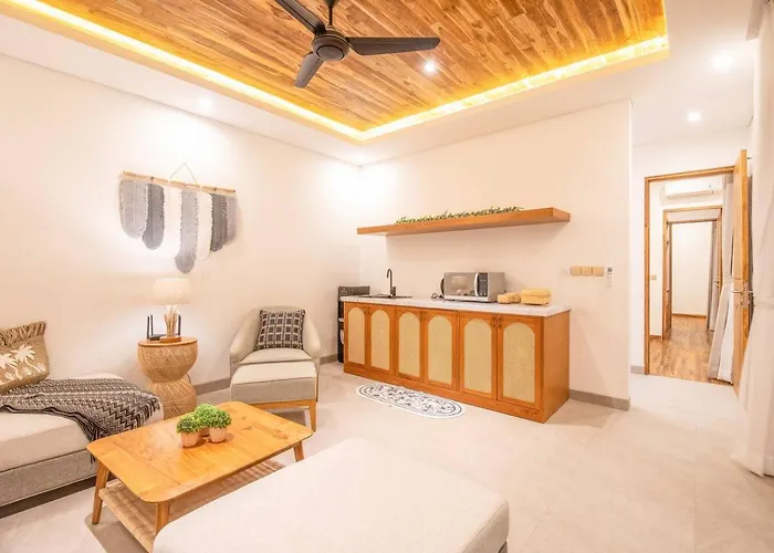 Opulent 6 Bedroom In With Ocean View, 5 Mins To Savaya