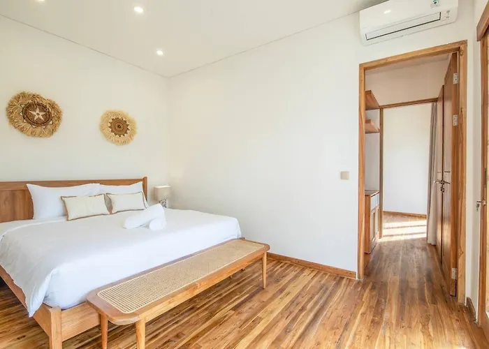 Opulent 6 Bedroom In With Ocean View, 5 Mins To Savaya * 乌鲁瓦图