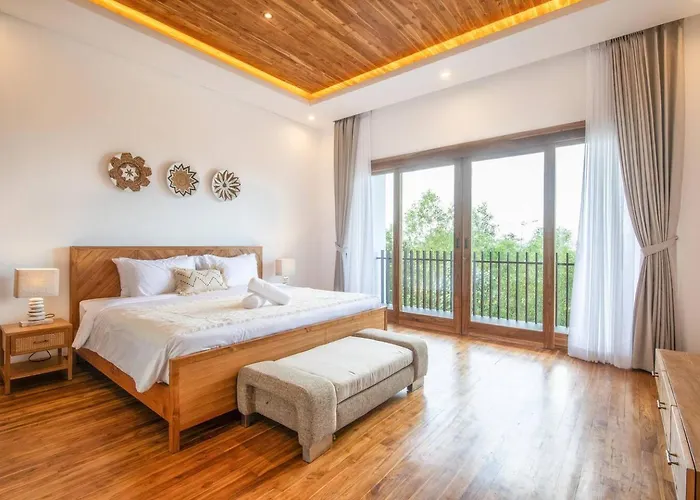 Opulent 6 Bedroom In With Ocean View, 5 Mins To Savaya 别墅 *