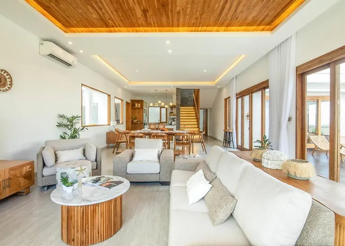 Opulent 6 Bedroom In With Ocean View, 5 Mins To Savaya 别墅