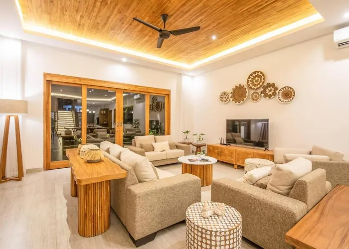 Opulent 6 Bedroom In With Ocean View, 5 Mins To Savaya 别墅 乌鲁瓦图