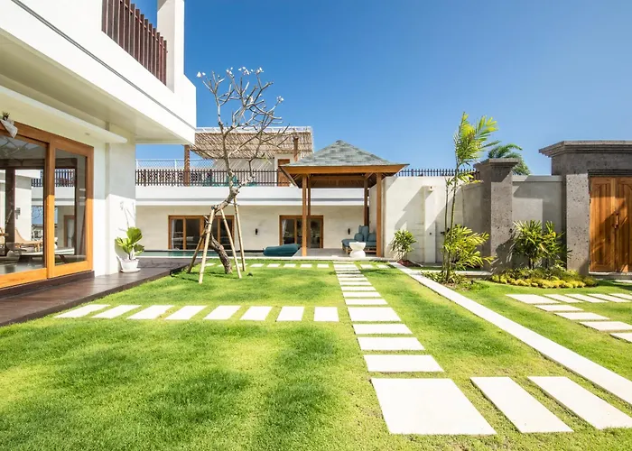 Opulent 6 Bedroom In With Ocean View, 5 Mins To Savaya 别墅 *