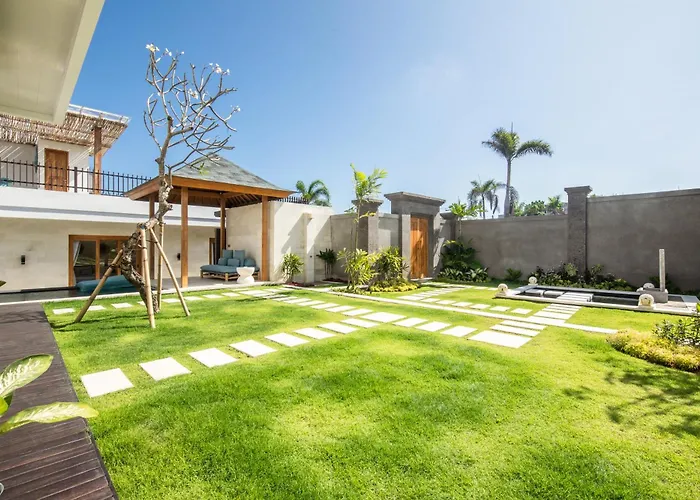 别墅 Opulent 6 Bedroom In With Ocean View, 5 Mins To Savaya 乌鲁瓦图
